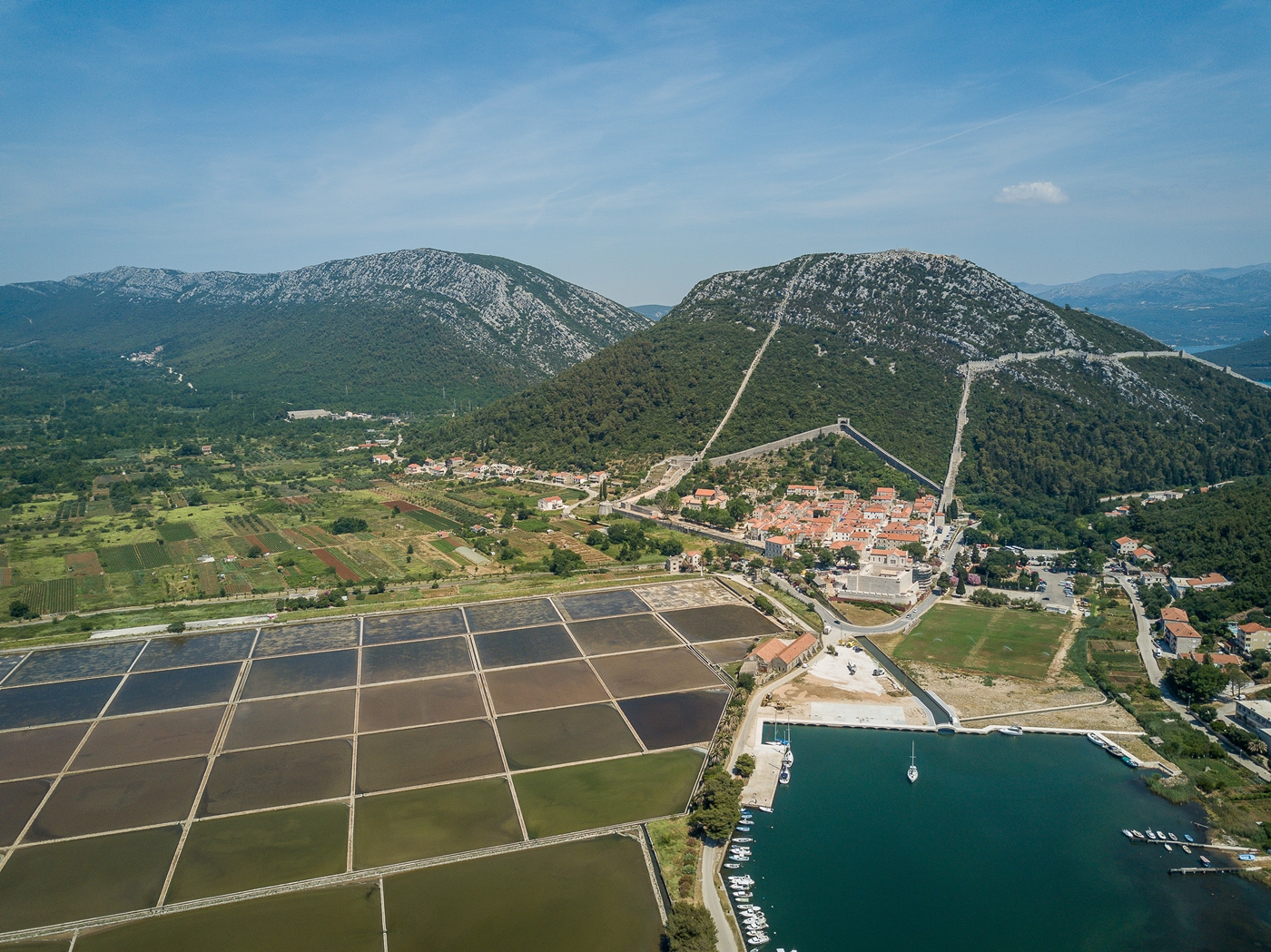 Private transfer from Split to Dubrovnik with a view of Dubrovnik Old Town
