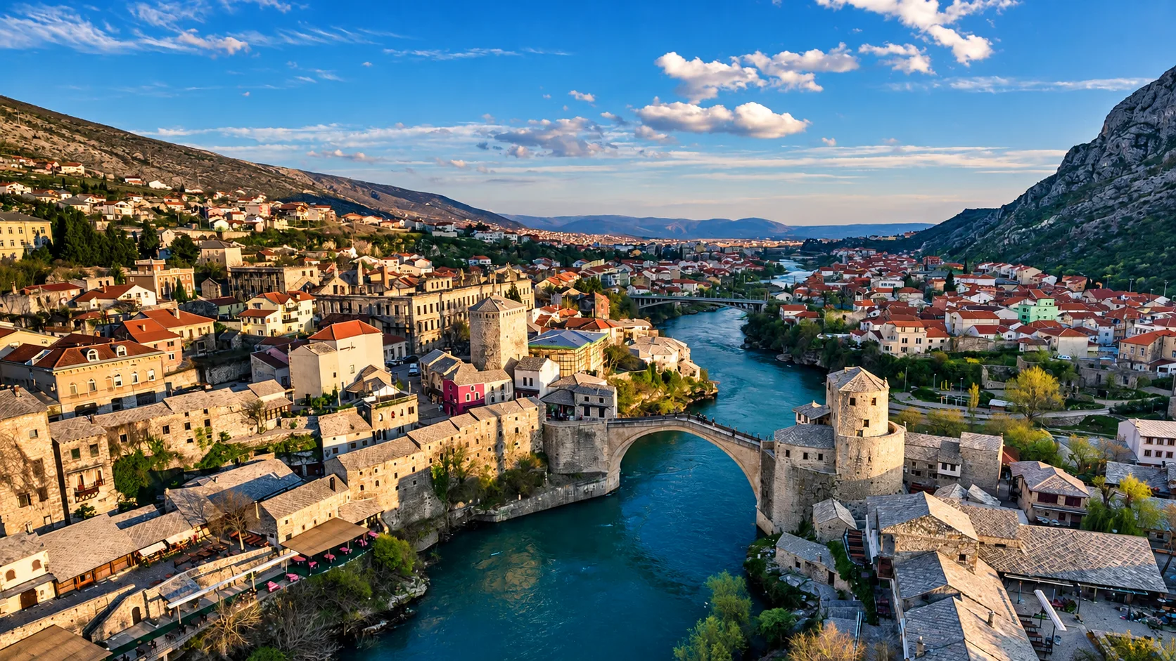 Mostar – Sarajevo to Split Private Transfer with Sightseeing Mostar Old Bridge as a sightseeing stop on the journey from Sarajevo to Split