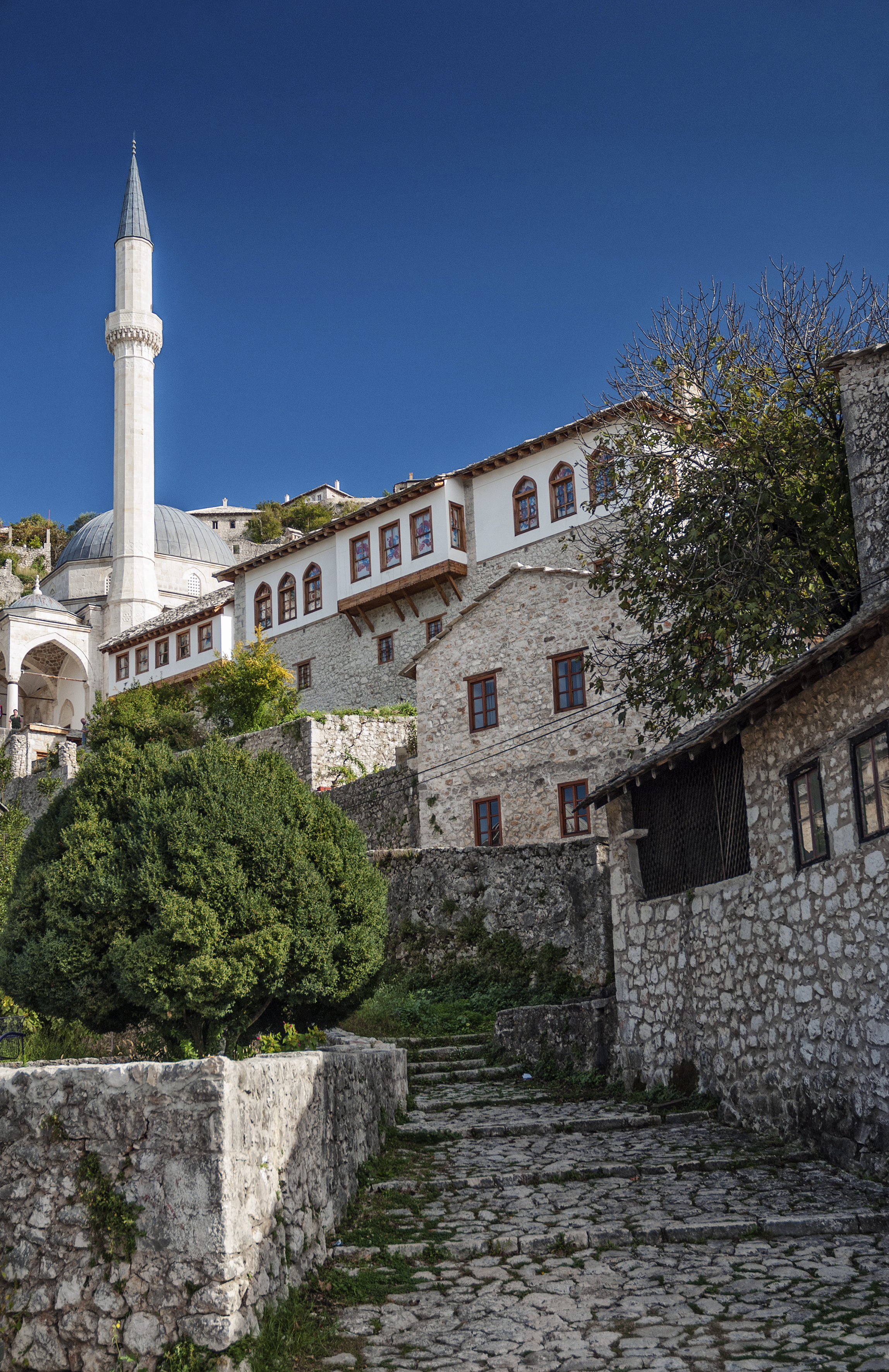Počitelj | Private Transfer Split to Mostar Počitelj – optional stop during a private transfer from Split to Mostar